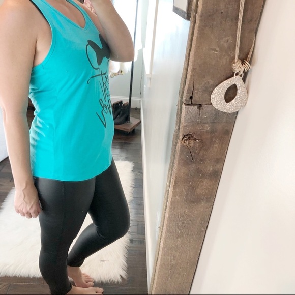 Disneyworld Minnie Mouse large graphic tank top - Picture 3 of 4